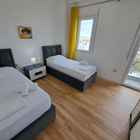 Pazari Luxury Central Apartment Tiranë Ngoại thất bức ảnh