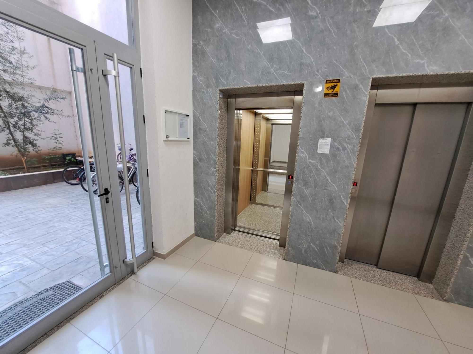 Pazari Luxury Central Apartment Tiranë Ngoại thất bức ảnh