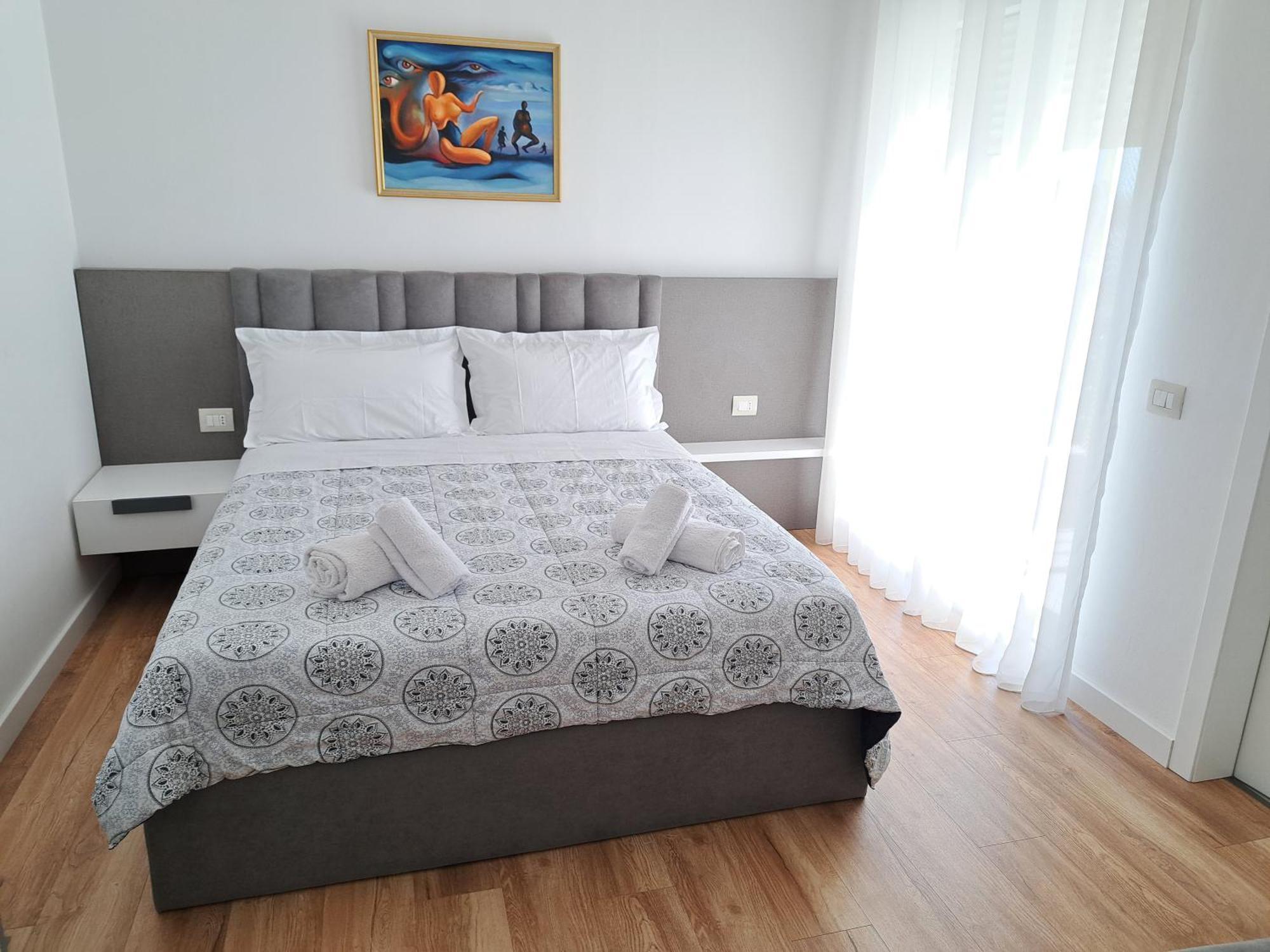 Pazari Luxury Central Apartment Tiranë Ngoại thất bức ảnh