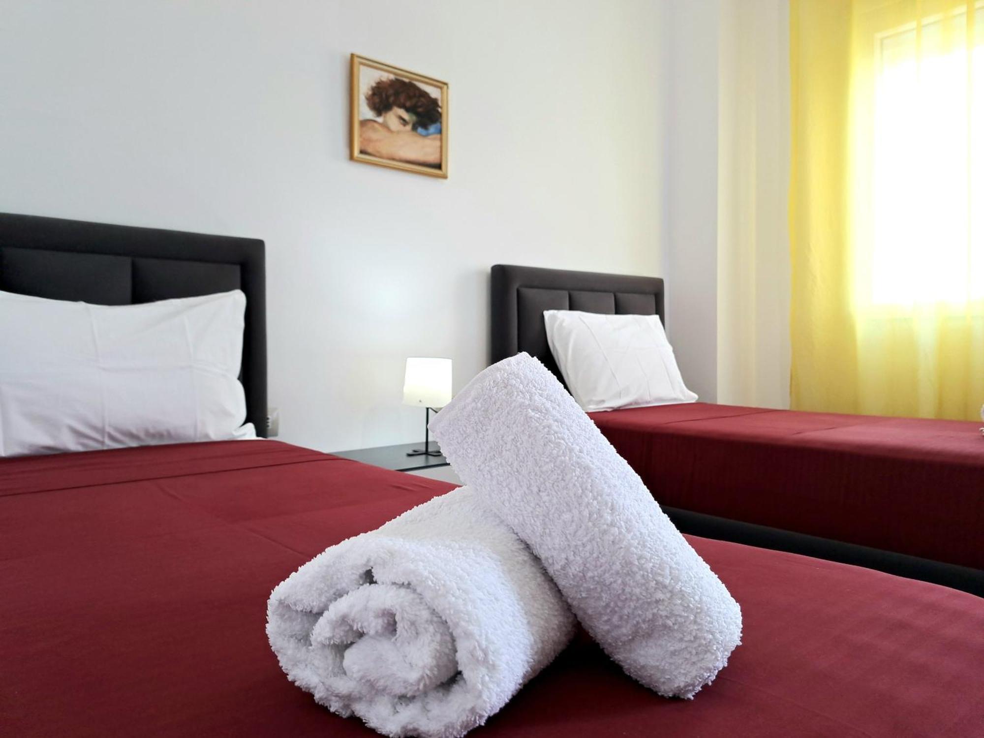 Pazari Luxury Central Apartment Tiranë Ngoại thất bức ảnh