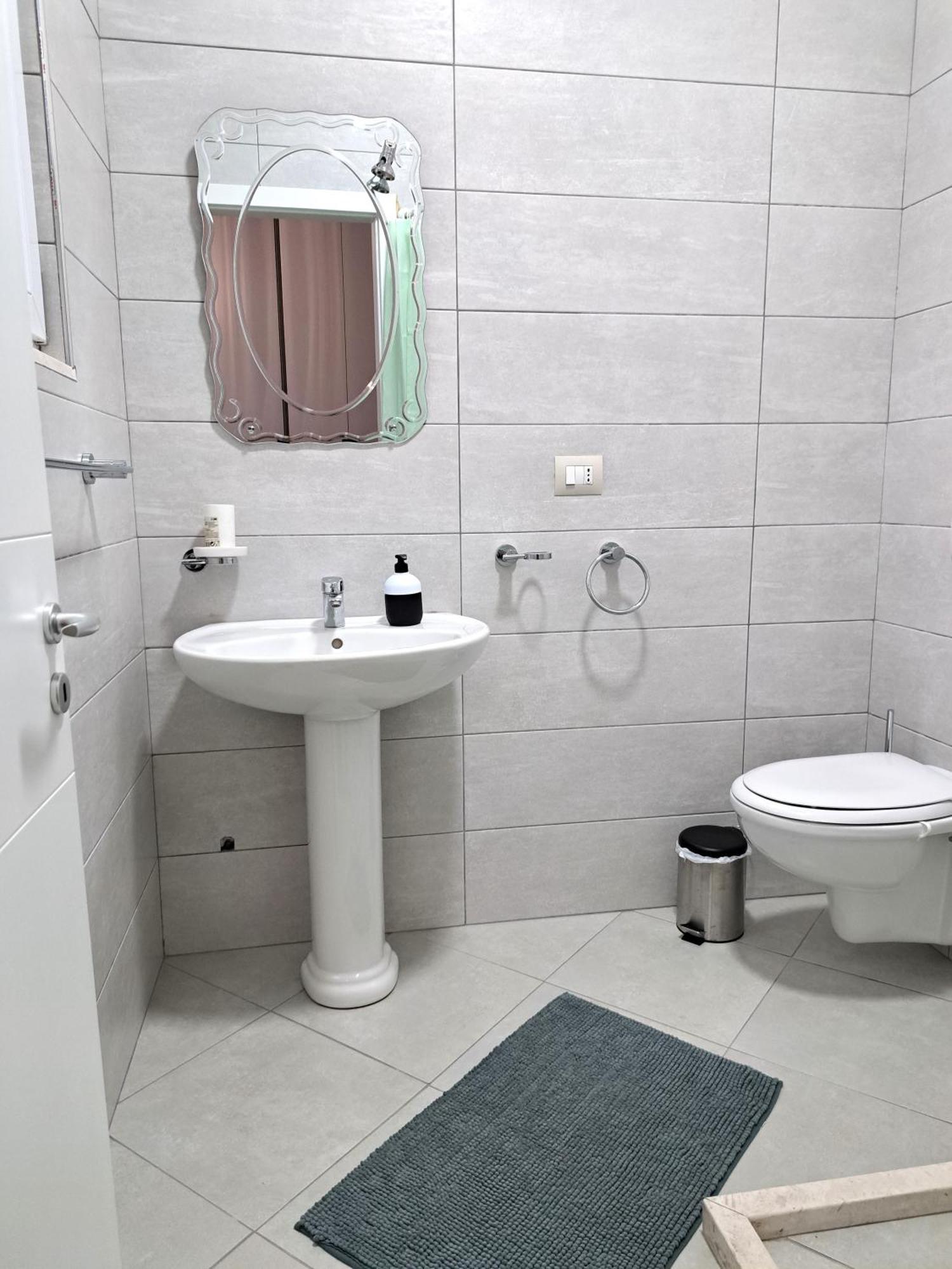 Pazari Luxury Central Apartment Tiranë Ngoại thất bức ảnh