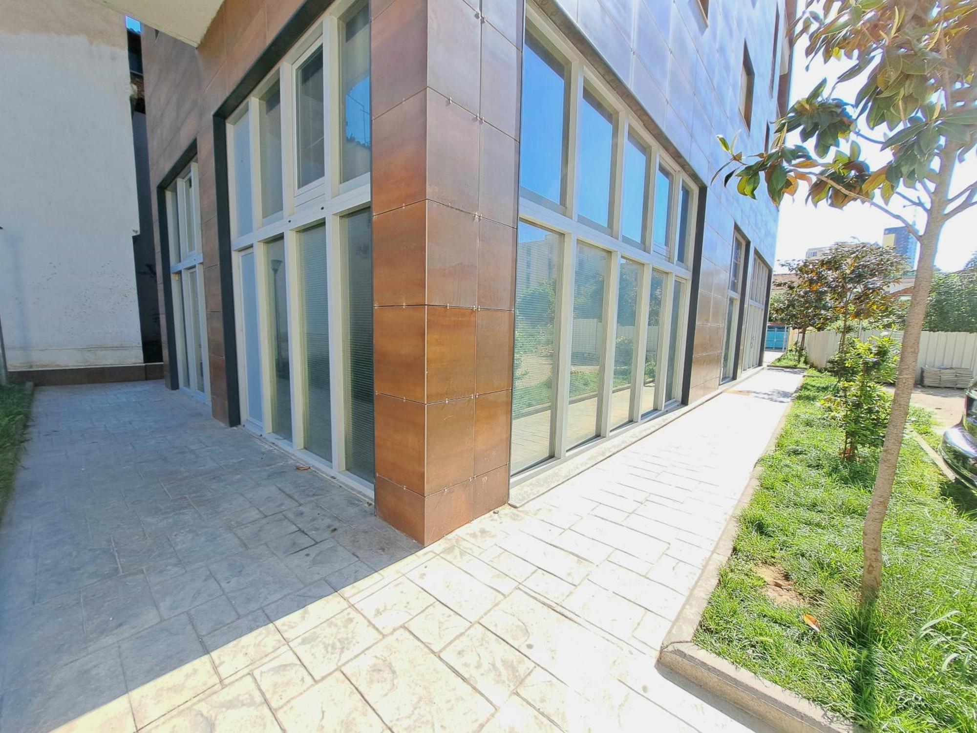 Pazari Luxury Central Apartment Tiranë Ngoại thất bức ảnh