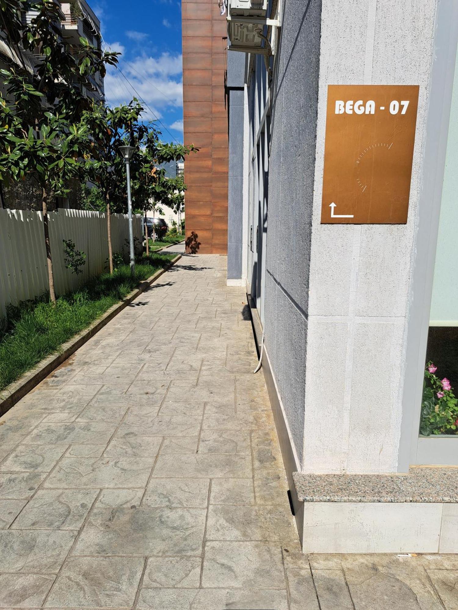 Pazari Luxury Central Apartment Tiranë Ngoại thất bức ảnh